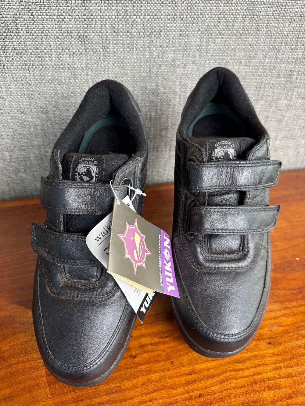 NWT Rugged Exposure by Yukon Double Strap Black Walking Shoe Men’s Size 7.5
